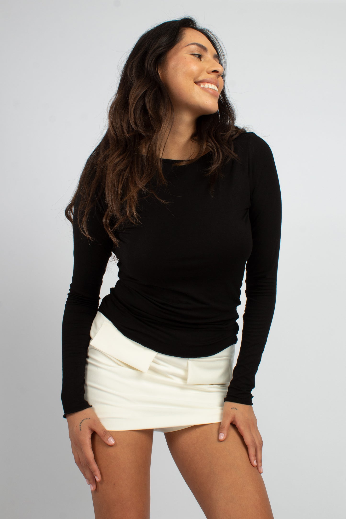 TALIA LONG SLEEVE TOP - Negro